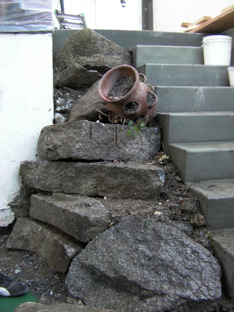 Combo Rock Wall And Garden